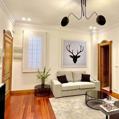Kpt Homes Isabel Ii * Vigo